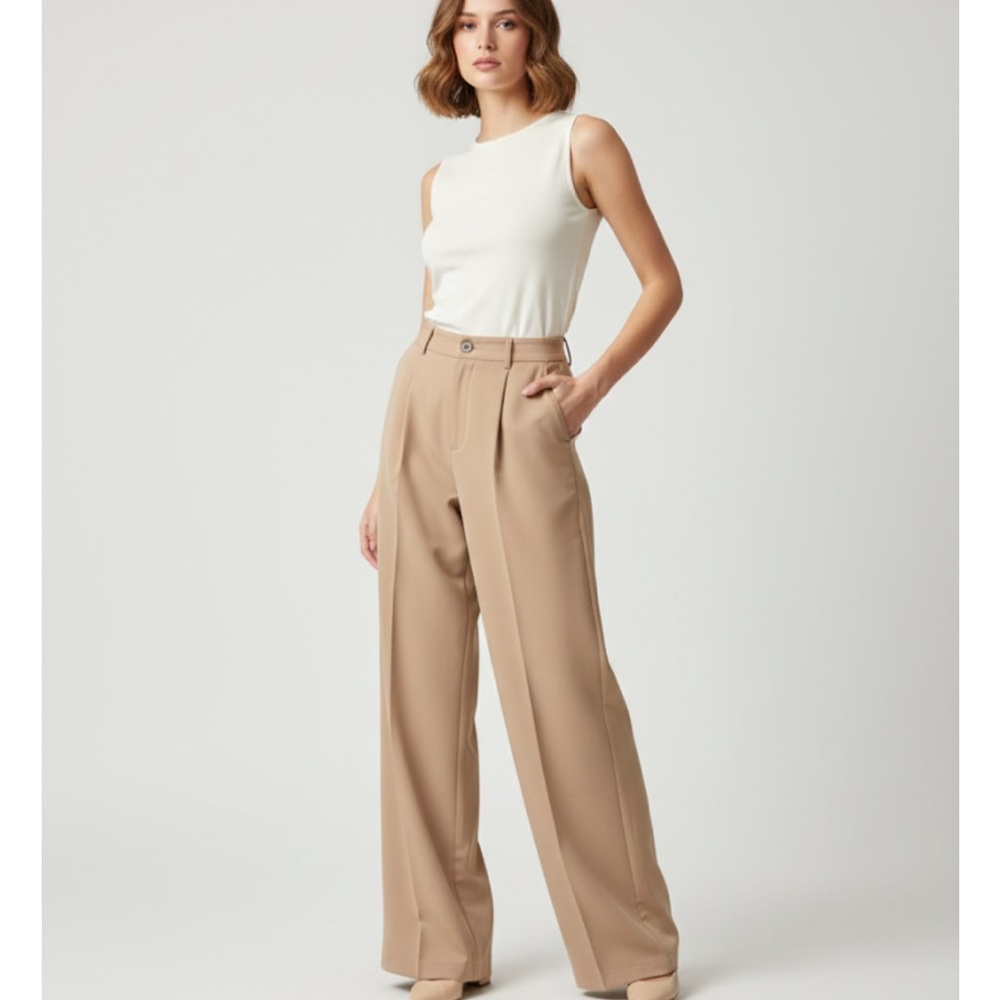 Women's Tan Dress Pants S/M New without tag